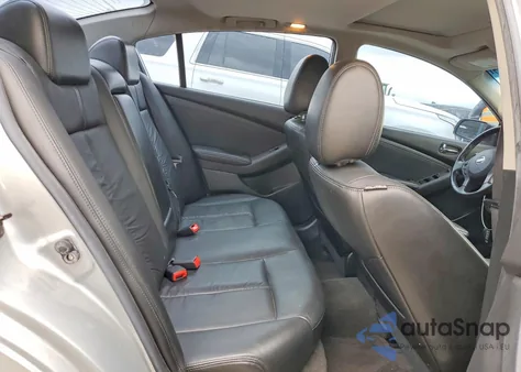 2010 Nissan Altima Base z USA, uszkodzony, nr VIN 1N4AL2AP6AN527733